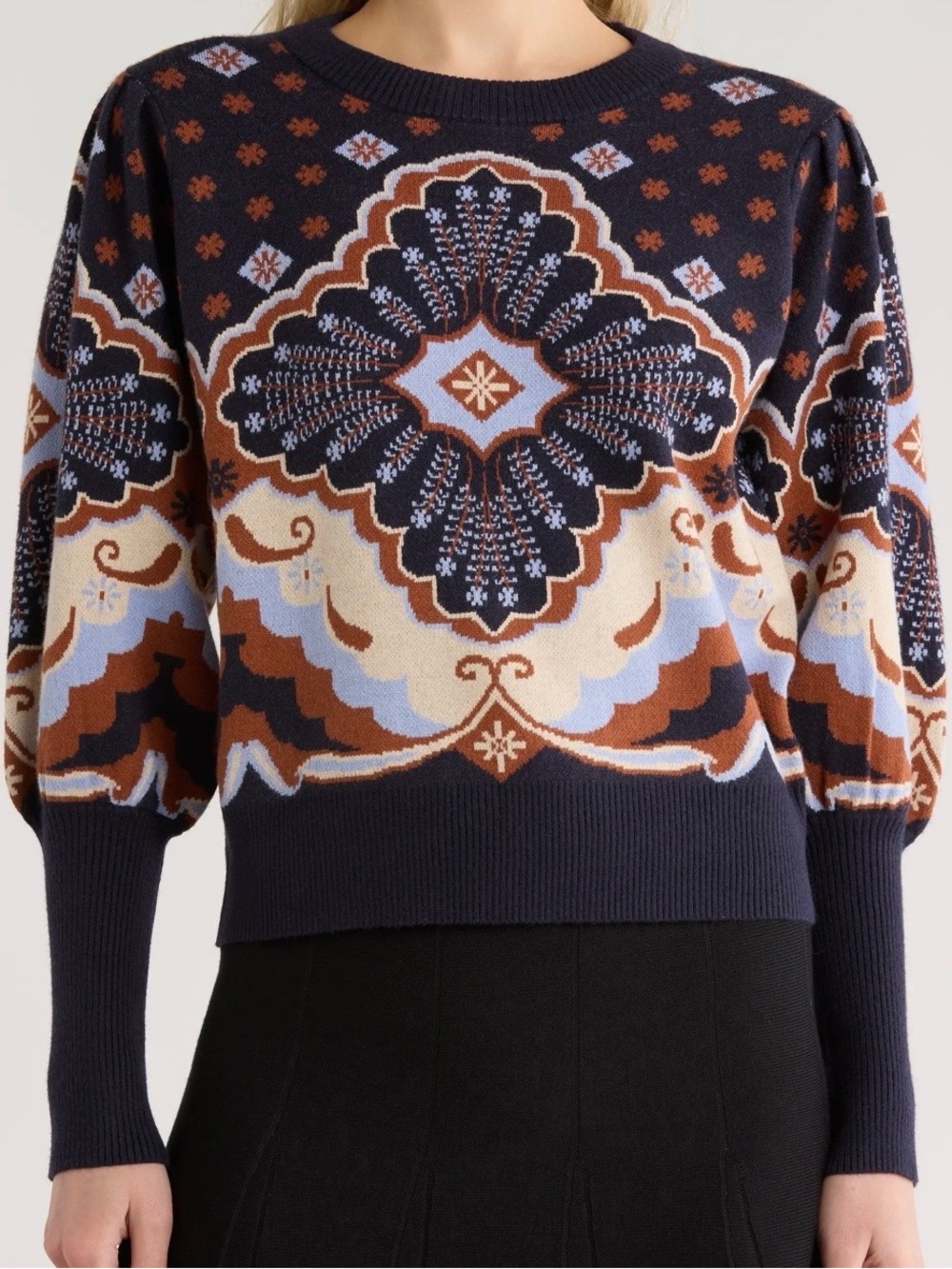 T Tahari Navy Multicolor Geometric Crewneck Sweater